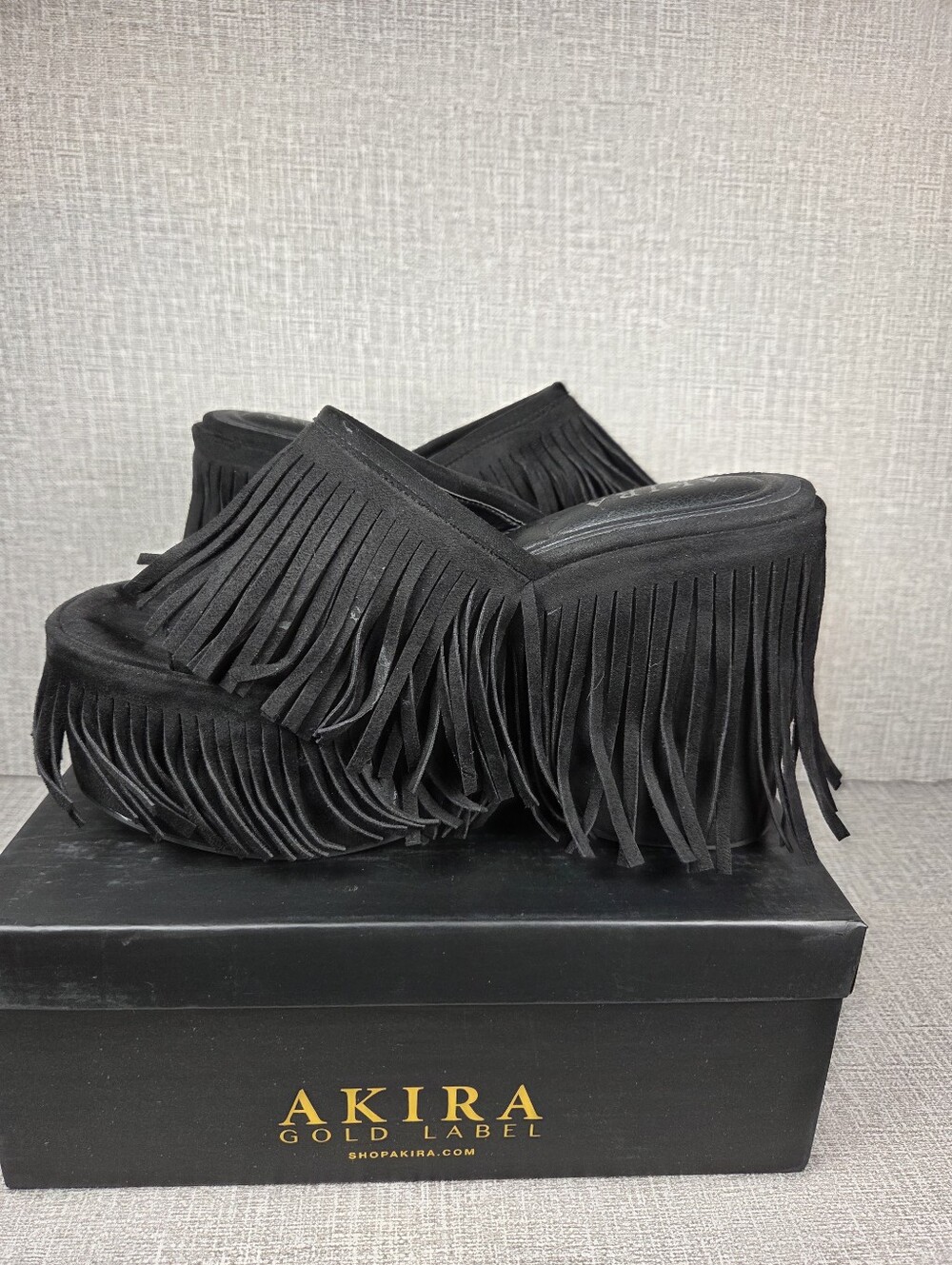 NEW Akira Ramya Black Fringe Faux Suede Platform Slide Sandals Women's 9 $70